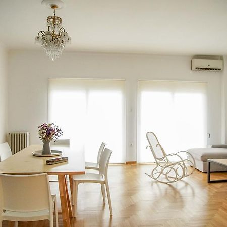 Athenian Blue - Family Apt 5' Minutes From Acropolis Museum المظهر الخارجي الصورة