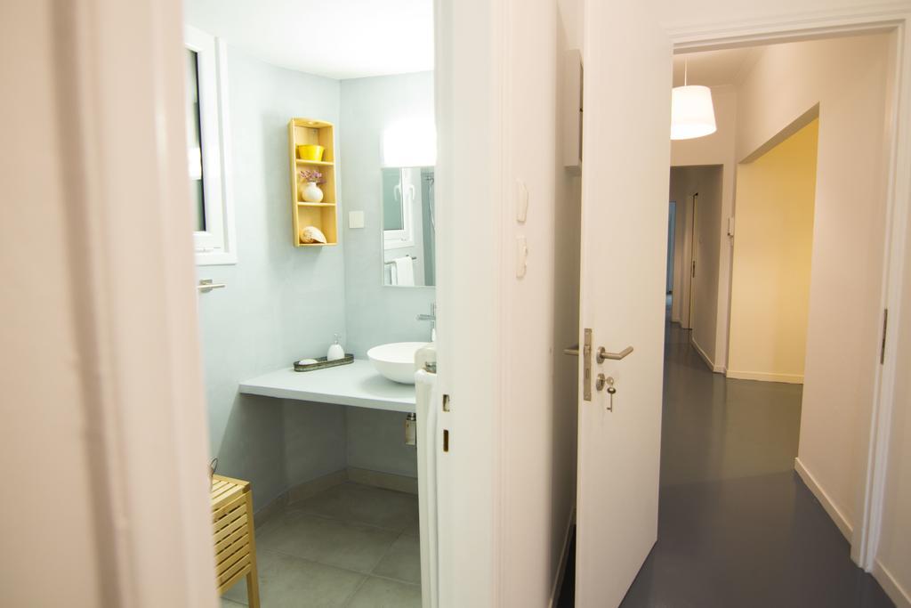 Athenian Blue - Family Apt 5' Minutes From Acropolis Museum المظهر الخارجي الصورة