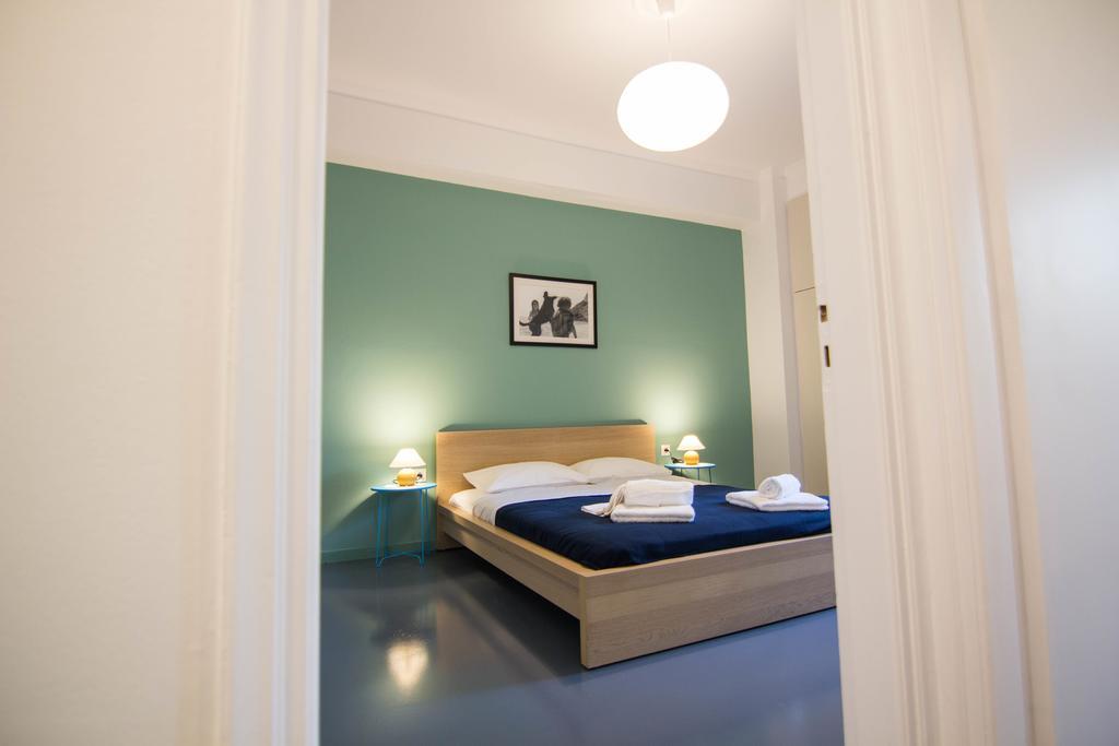Athenian Blue - Family Apt 5' Minutes From Acropolis Museum المظهر الخارجي الصورة