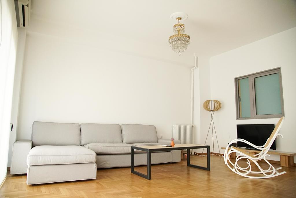Athenian Blue - Family Apt 5' Minutes From Acropolis Museum المظهر الخارجي الصورة